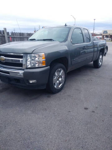 2011 Chevrolet Silverado 1500 for sale at Auto Pro Inc in Fort Wayne IN