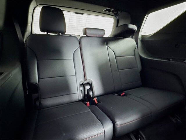 2025 Chevrolet Traverse RS