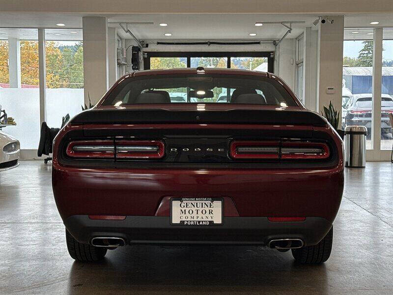 2018 Dodge Challenger SXT