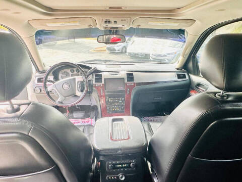 2013 Cadillac Escalade Luxury