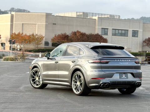 2020 Porsche Cayenne Turbo Coupe