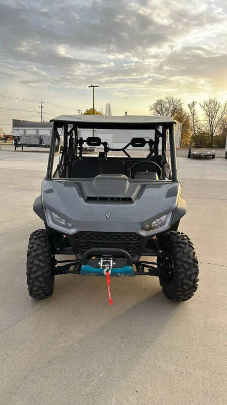 2024 Segway UT10 CREW