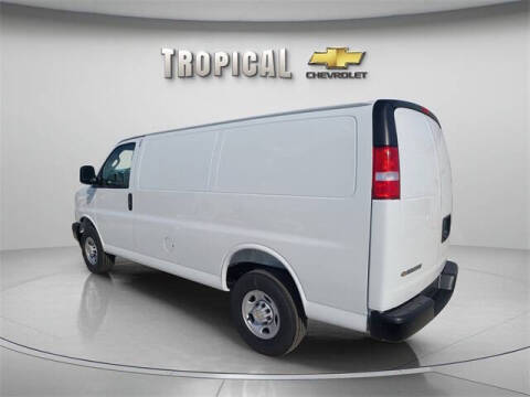 2025 Chevrolet Express 2500