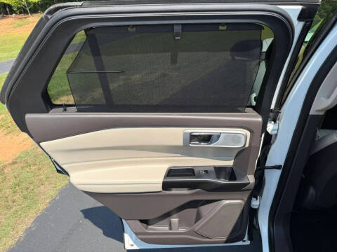 2020 Ford Explorer Platinum