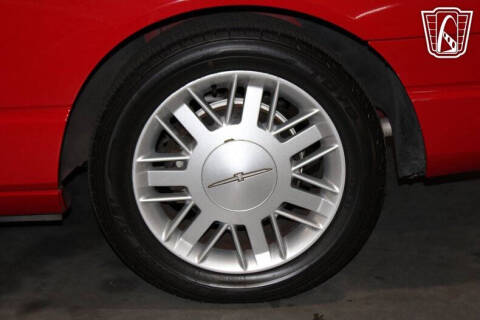 2002 Ford Thunderbird Deluxe