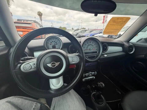 2010 MINI Cooper