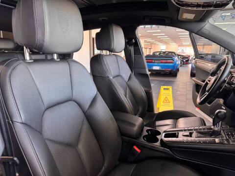 2016 Porsche Macan S