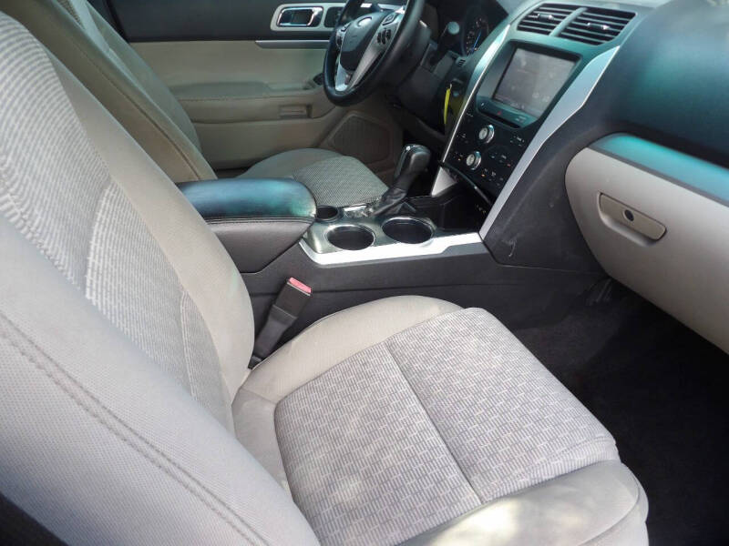 2011 Ford Explorer XLT