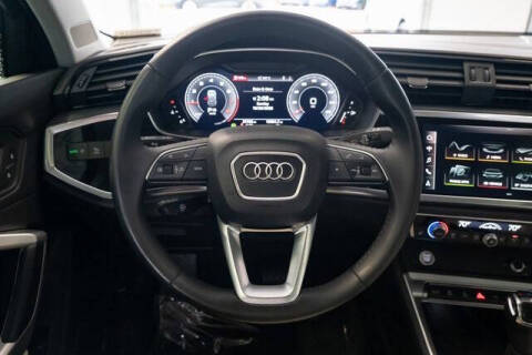 2019 Audi Q3 quattro S line Prem Plus 45 TFSI