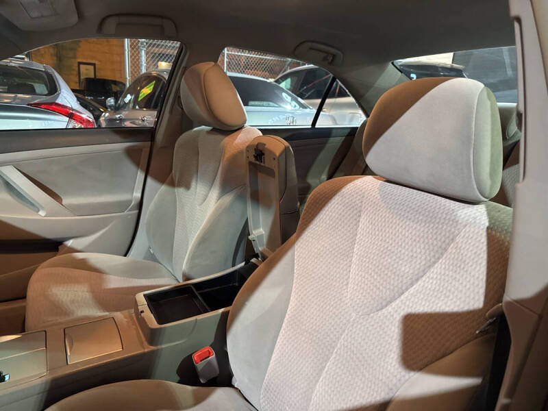 2011 Toyota Camry LE