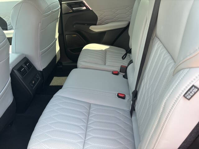 2025 Mitsubishi Outlander SEL