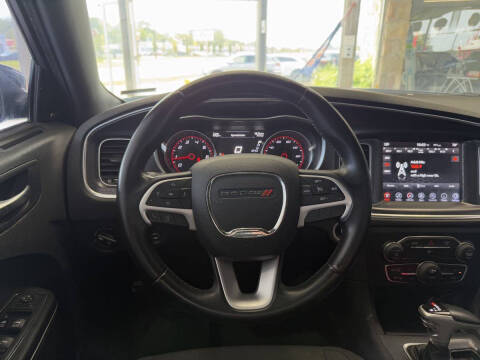 2017 Dodge Charger SXT