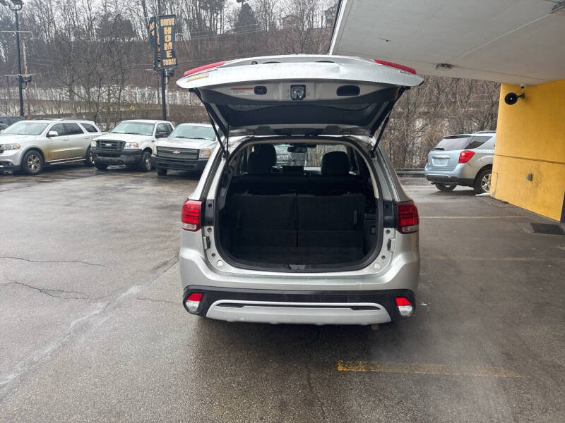 2020 Mitsubishi Outlander SEL