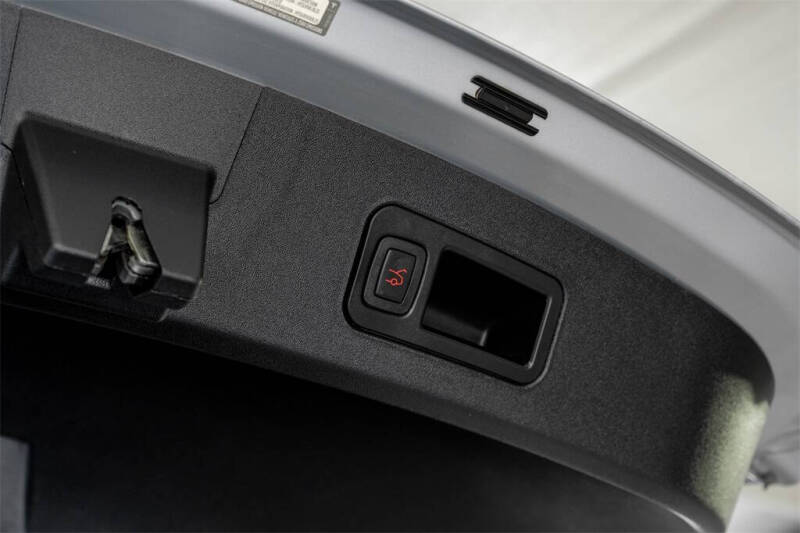 2017 Tesla Model S 75D