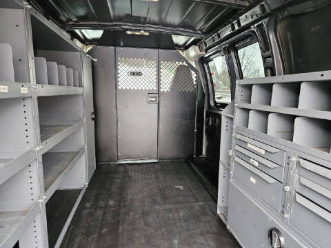 2016 Chevrolet Express 2500