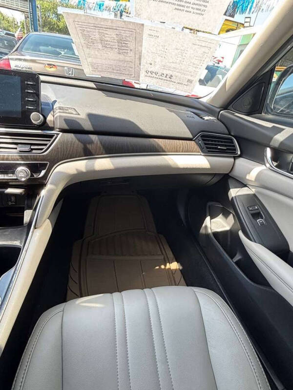 2019 Honda Accord EX