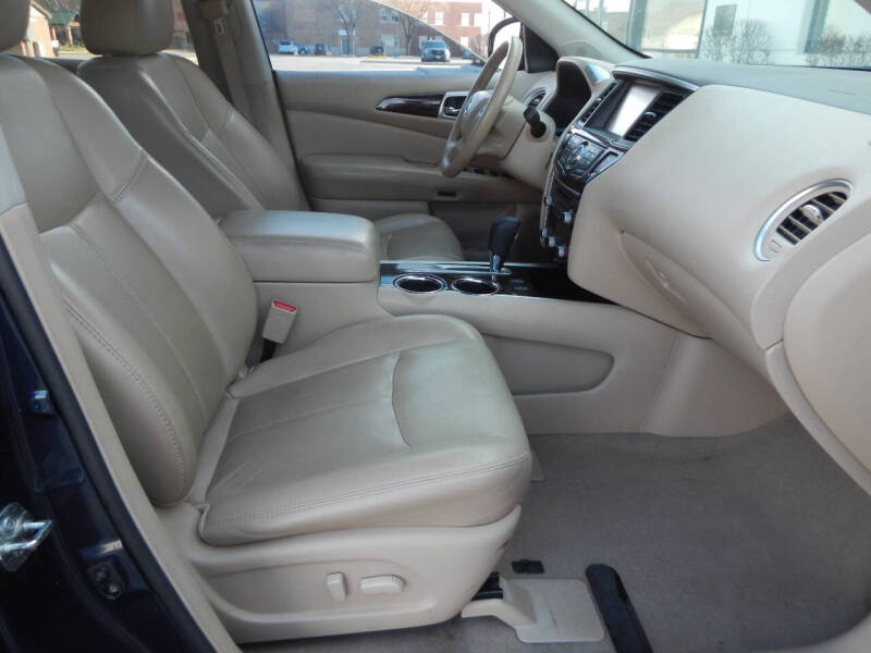 2014 Nissan Pathfinder SL