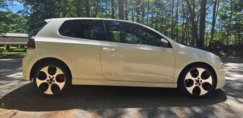 2010 Volkswagen GTI Base PZEV
