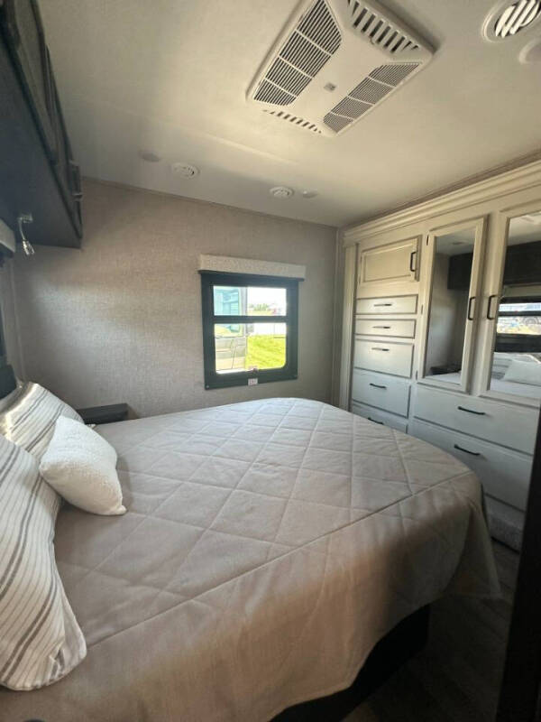 2023 Jayco Redhawk