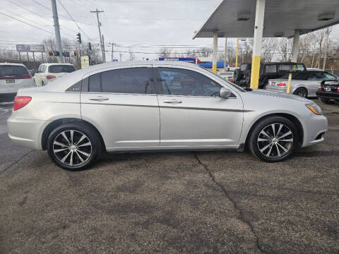 2012 Chrysler 200 S