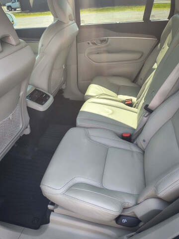 2022 Volvo XC90 T6 Inscription 7-Passenger