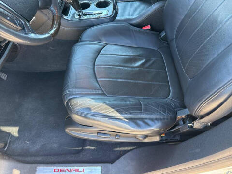 2012 GMC Acadia Denali