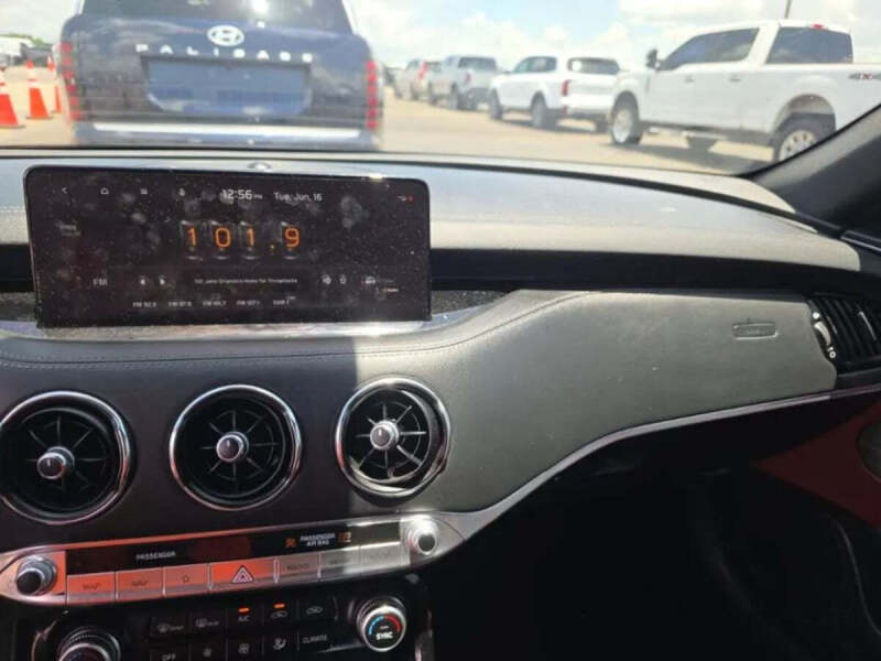 2022 Kia Stinger