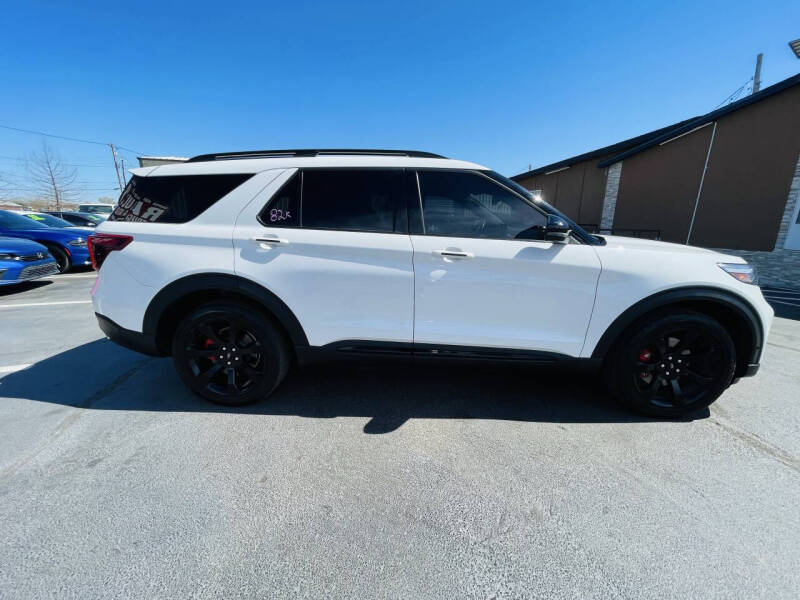 2020 Ford Explorer ST