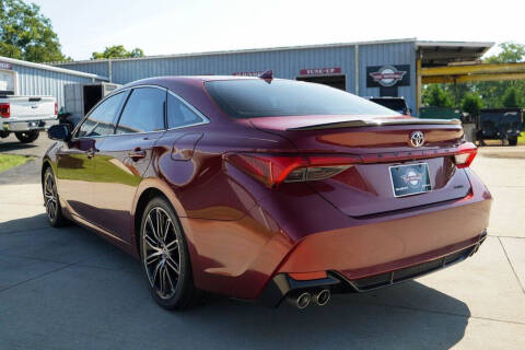 2019 Toyota Avalon XLE