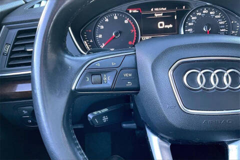 2019 Audi Q5 quattro Premium 45 TFSI