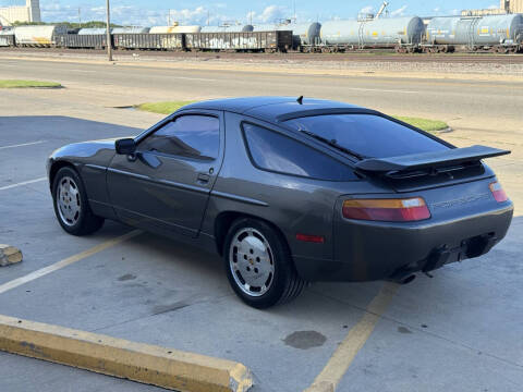 1989 Porsche 928 S4