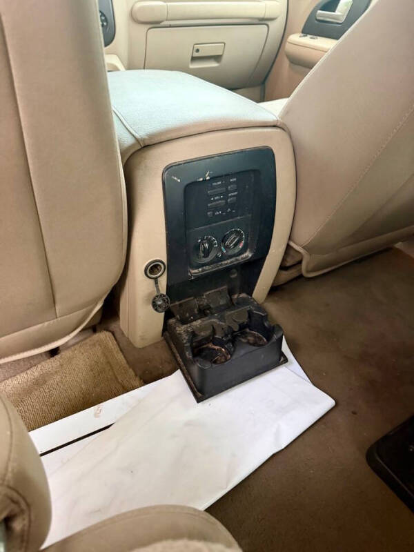 2004 Ford Expedition Eddie Bauer