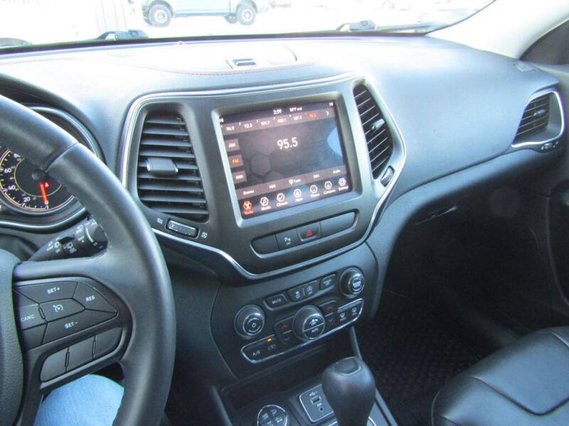 2019 Jeep Cherokee Trailhawk