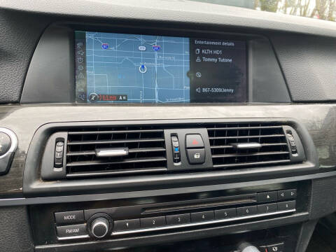 2012 BMW 5 Series 528i