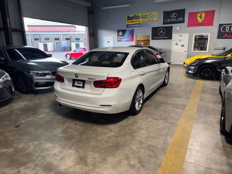 2017 BMW 3 Series 320i