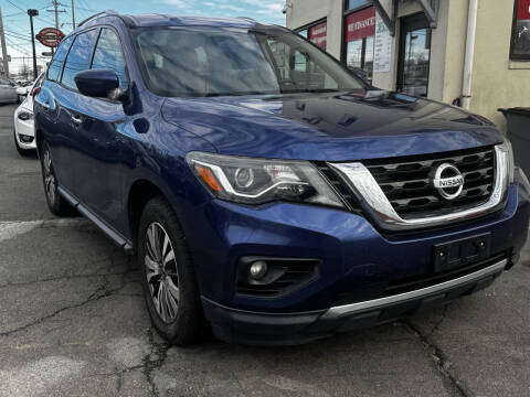 2017 Nissan Pathfinder SL