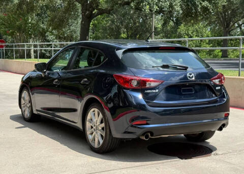2017 Mazda MAZDA3 Touring