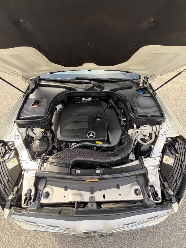 2021 Mercedes-Benz GLC GLC 300