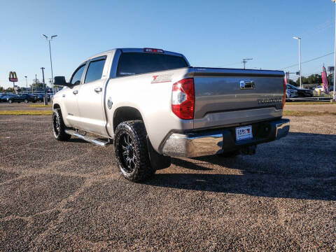 2016 Toyota Tundra SR5