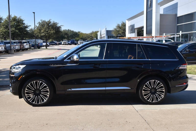 2022 Lincoln Aviator Black Label