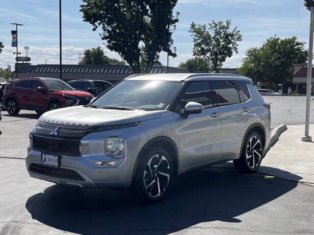 2024 Mitsubishi Outlander for sale at Axio Auto Boise in Boise, ID