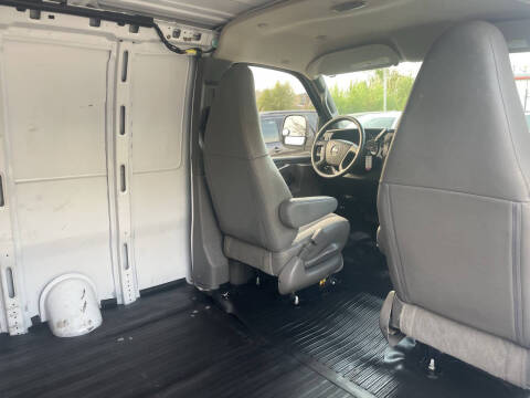 2020 GMC Savana 2500