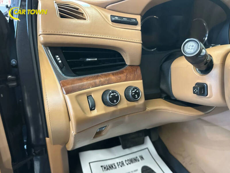 2016 Cadillac Escalade ESV Platinum