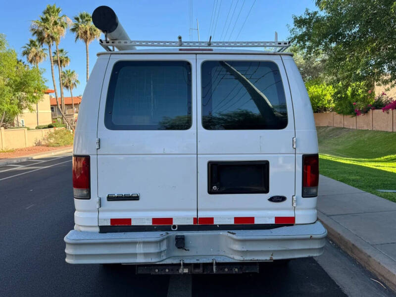 2010 Ford E-Series E-250