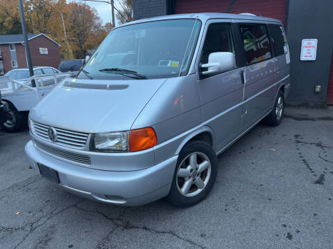 2003 Volkswagen EuroVan for sale at Apple Auto Sales Inc in Camillus NY