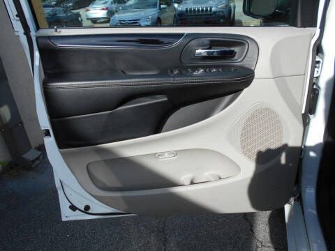 2016 Dodge Grand Caravan SE