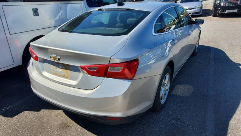 2018 Chevrolet Malibu LS