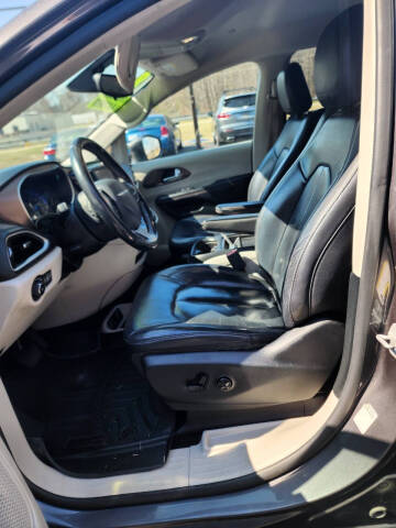 2018 Chrysler Pacifica Touring L