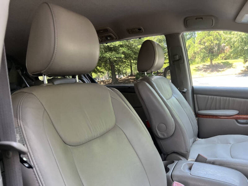 2009 Toyota Sienna XLE