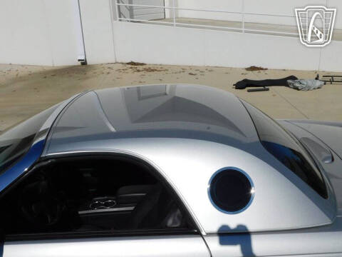 2004 Ford Thunderbird Deluxe